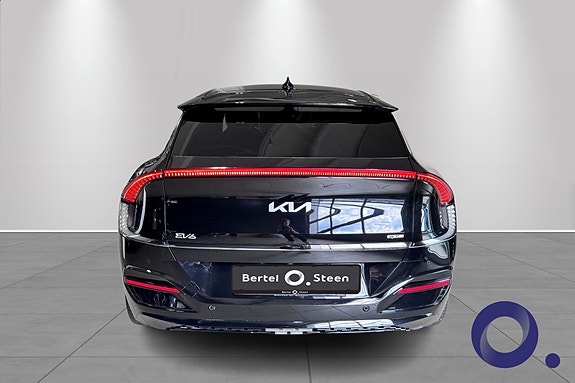 Kia EV6 4 of 5