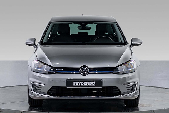 Volkswagen e-Golf VII 4 of 5
