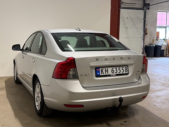 Volvo S40 9 of 26