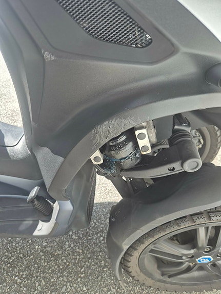 Piaggio MP3 300 HPE 4 of 6