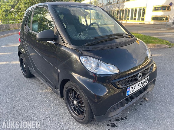 Smart Fortwo 2 of 5
