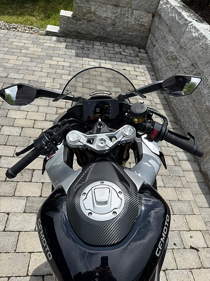 CFMOTO 450SR 2026 | Kun 970 km | Førstegangsservice tatt | Godkjent Arrow 4 of 5