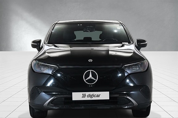 Mercedes-Benz EQE SUV 2 of 5