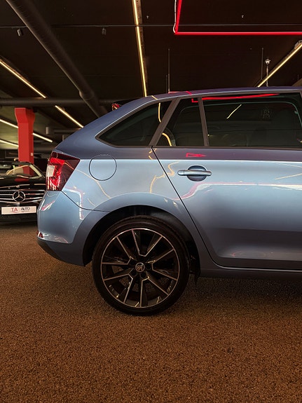 Skoda Rapid 4 of 5