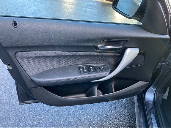 BMW 116i 22 of 30