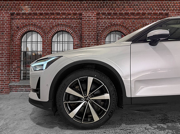 Polestar 2 2 of 5