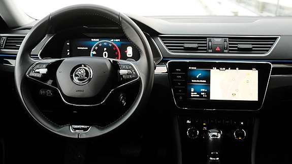 Skoda Superb 15 of 30