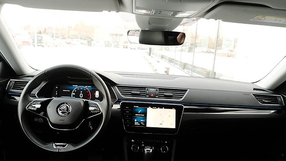 Skoda Superb 17 of 30