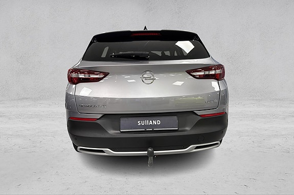 Opel Grandland X 4 of 5