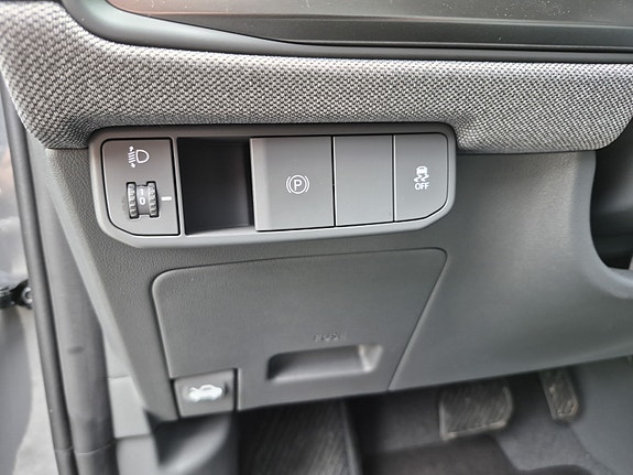 Kia EV3 8 of 30
