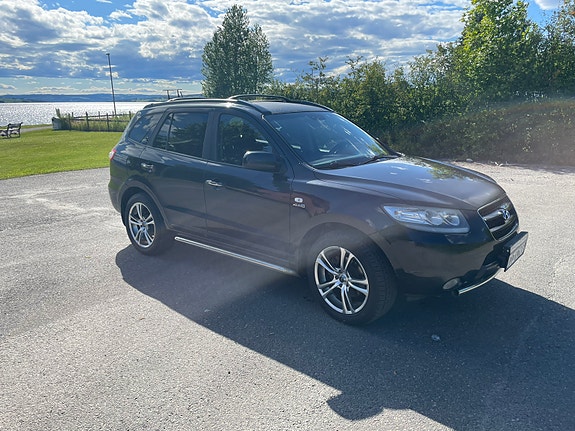 Hyundai Santa Fe 4 of 5