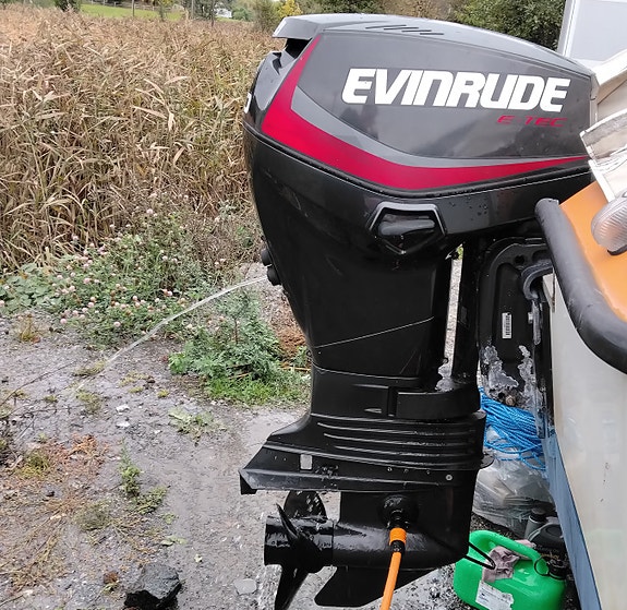 16 fot. 50 hk Evinrude ca.2017 modell og båthenger godkjent for offentlig vei. 6 of 17
