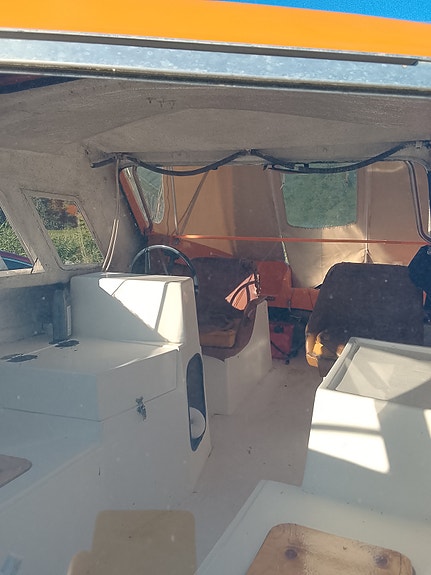 16 fot. 50 hk Evinrude ca.2017 modell og båthenger godkjent for offentlig vei. 9 of 17