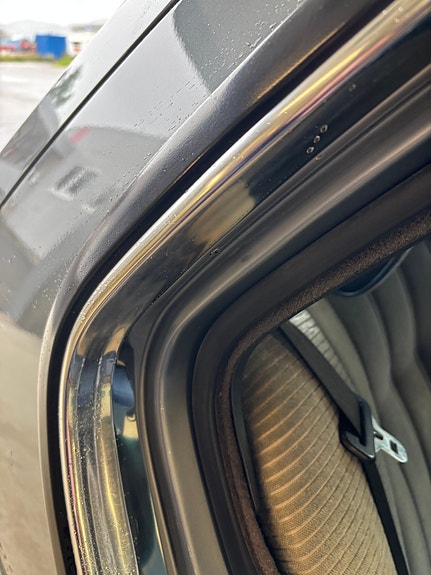 BMW 732i 13 of 25