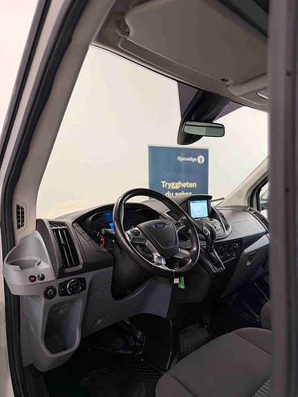 Ford Transit 14 of 30