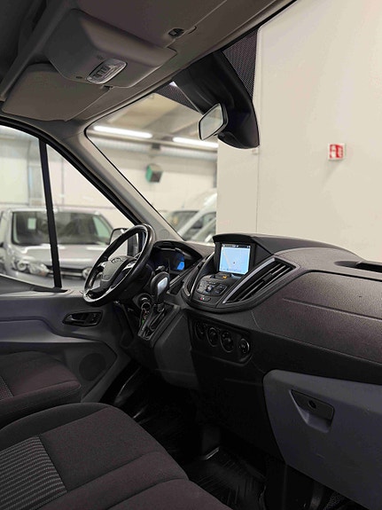 Ford Transit 18 of 30