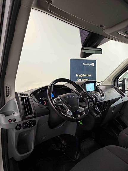 Ford Transit 19 of 30