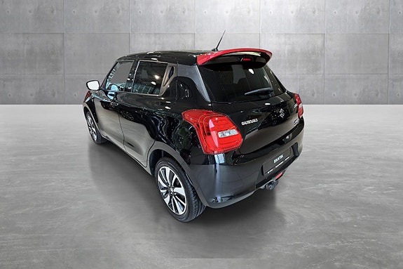 Suzuki Swift 3 of 5