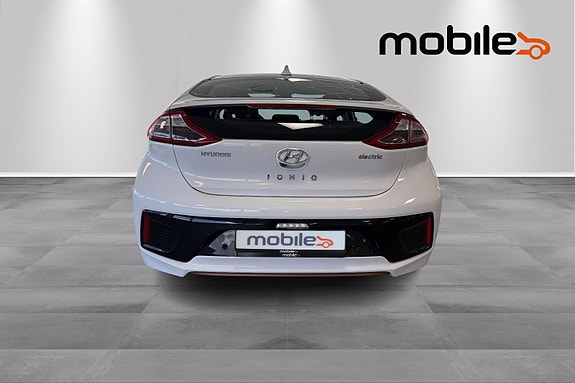 Hyundai IONIQ 4 of 5