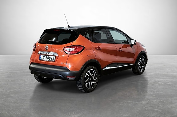 Renault Captur 4 of 5