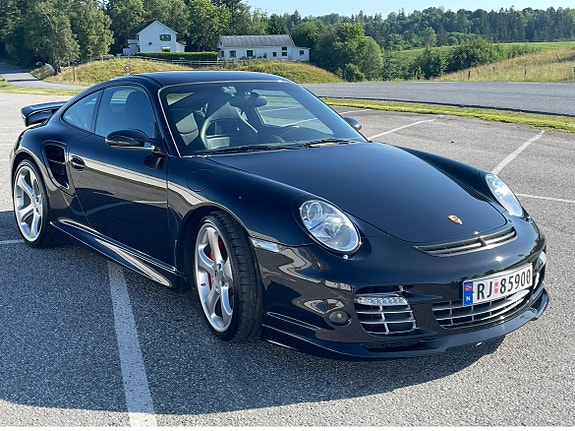 Porsche 911 5 of 5
