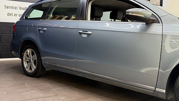Volkswagen Passat 5 of 5