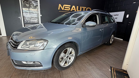 Volkswagen Passat 11 of 30