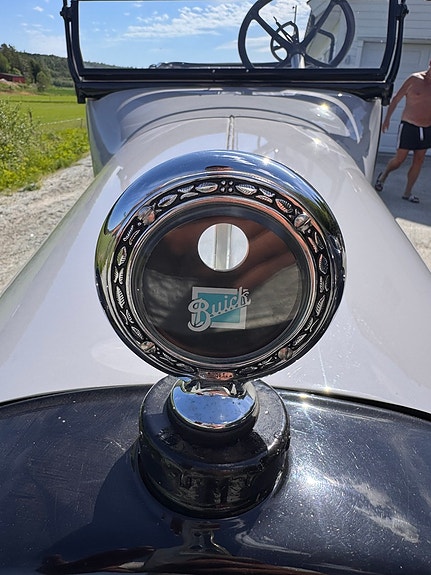 Buick 18 of 30