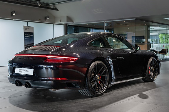 Porsche 911 5 of 5