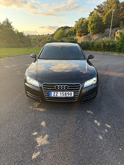 Audi A7 2 of 5