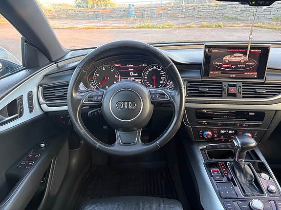 Audi A7 9 of 14