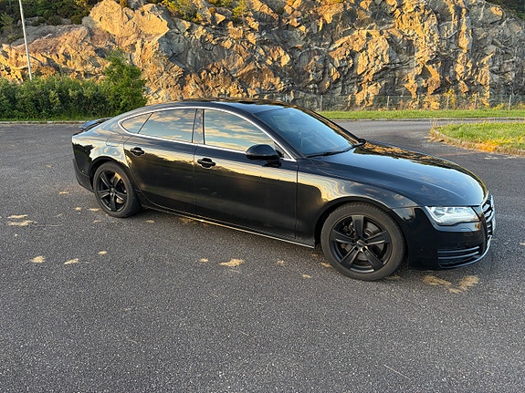 Audi A7 4 of 5