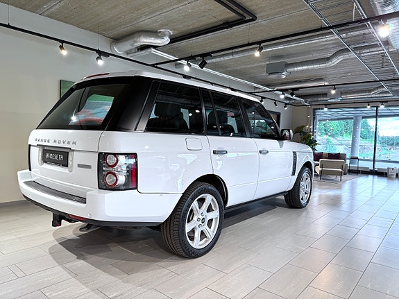 Land Rover Range Rover 3 of 5