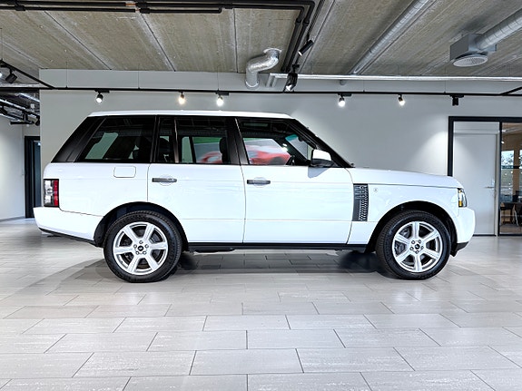 Land Rover Range Rover 2 of 5