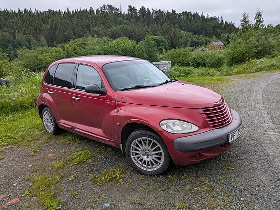 Chrysler PT Cruiser 4 of 5