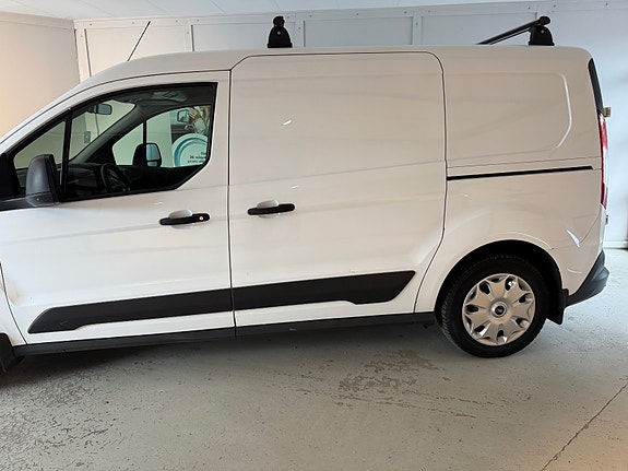 Ford Transit Connect 2 of 5