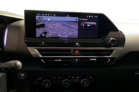 Citroen E-C4 X 11 of 27
