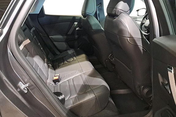 Citroen E-C4 X 22 of 27
