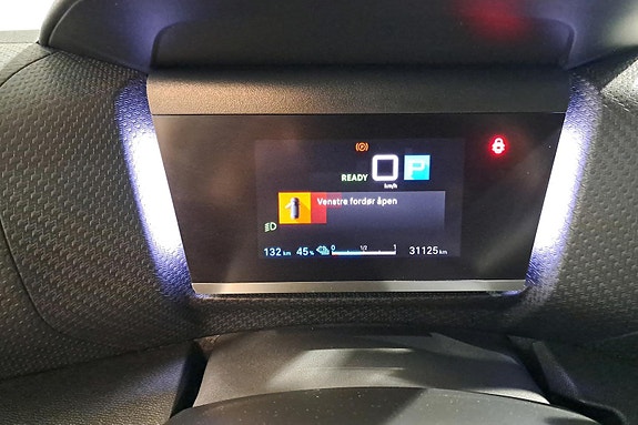 Citroen E-C4 X 10 of 27