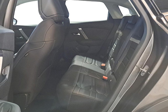 Citroen E-C4 X 7 of 27