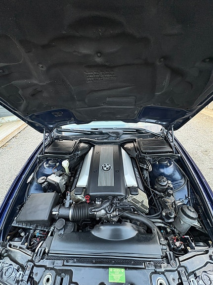 BMW 535i 2 of 22