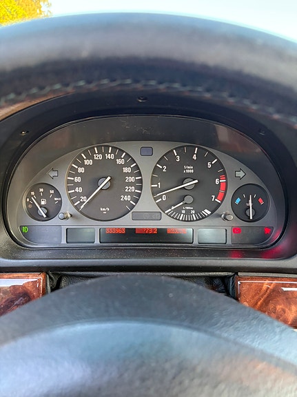 BMW 535i 17 of 22