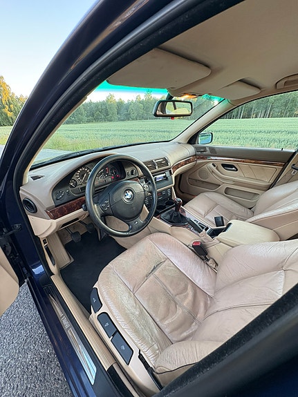 BMW 535i 9 of 22