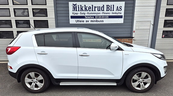 Kia Sportage 2 of 5