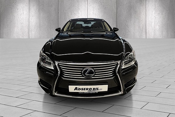 Lexus LS600h 3 of 17