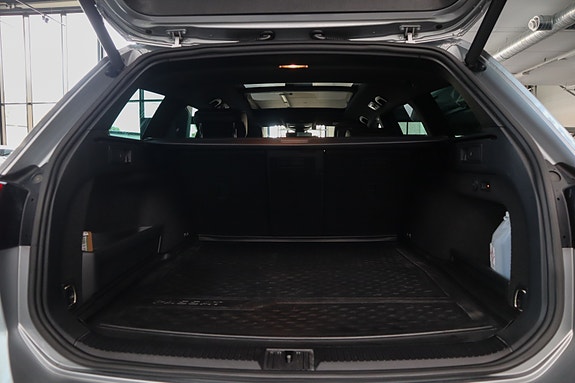 Volkswagen Passat 11 of 30