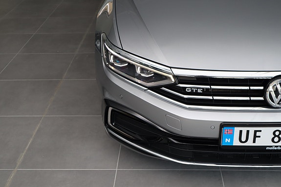 Volkswagen Passat 5 of 5