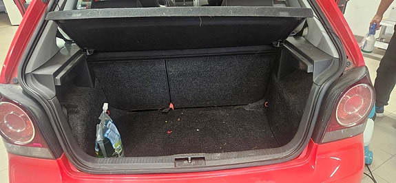 Volkswagen Polo Cross 15 of 15