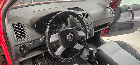 Volkswagen Polo Cross 9 of 15