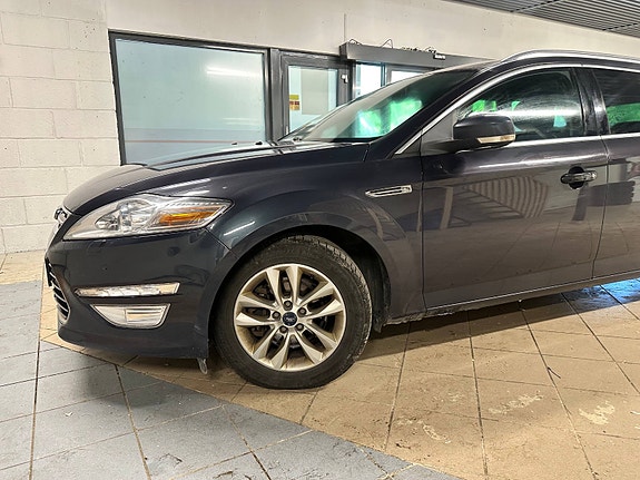 Ford Mondeo 2 of 5
